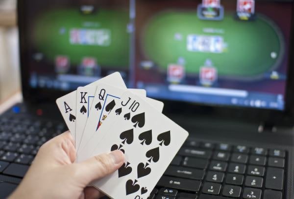 Giao diện Bingo trực tuyến tại 8kbet456 trên màn hình điện thoại